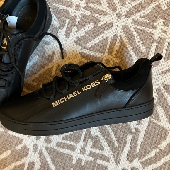 Michael Kors men’s shoes NWOT - Picture 3 of 3